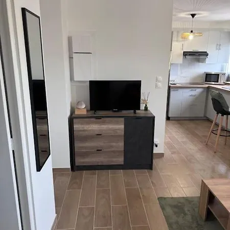 Bord De Apartment *